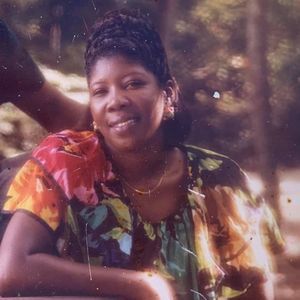 Meet your Posher, Dee